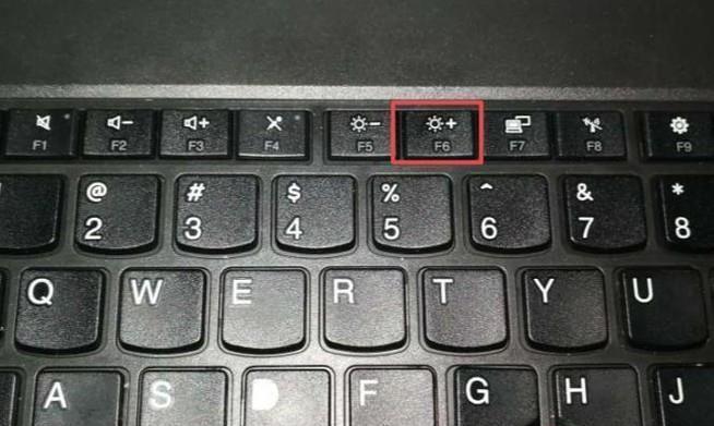 系统自带软键盘的使用技巧（简单操作，提升输入效率）
