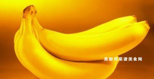 香蕉的好处和营养价值（探索香蕉带来的健康益处，了解其丰富的营养成分）