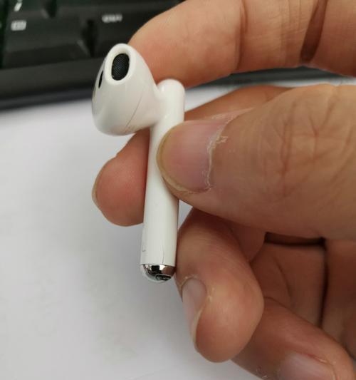 消除有线耳机电流声的有效方法（避免电流声干扰，让音乐体验更纯净）