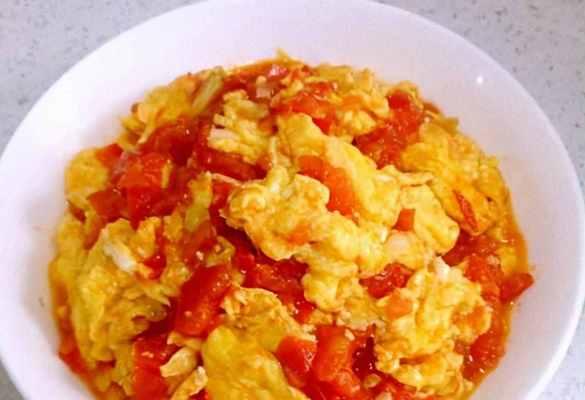 简单又美味的西红柿炒鸡蛋食谱（用心炒出家常味道，西红柿鸡蛋的秘密）