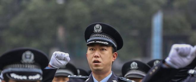 辅警与协警（辅警与协警的区别及其在维护社会安全中的作用）
