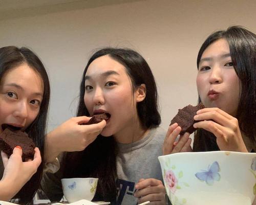 探索如何保存Instagram的图片和视频（简单有效的方法帮助你保存Ins中的珍贵瞬间）