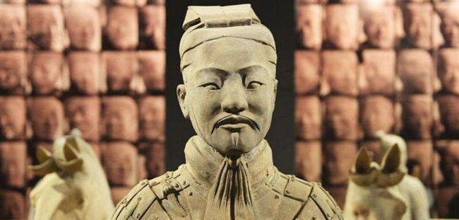 秦始皇墓（探寻秦始皇陵的未解之谜）