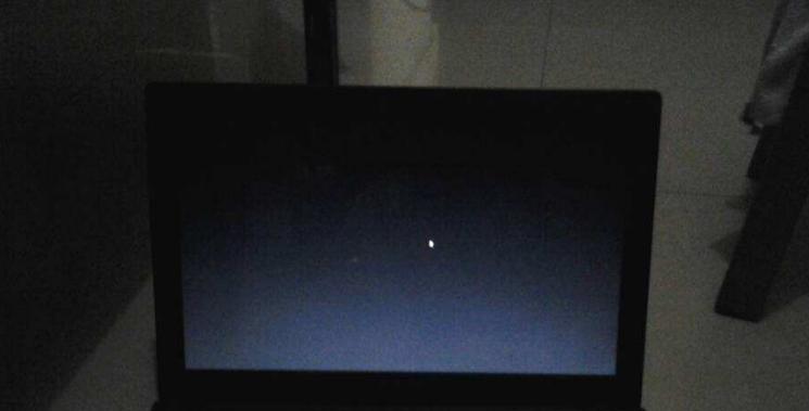 电脑开机显示器无信号的原因分析（探究显示器无信号问题及解决方法）