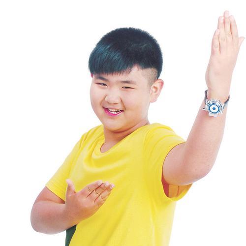 如何应对小孩子的闹腾行为（有效的亲子交流与行为管理方法）