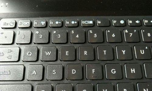 笔记本键盘进水，个别键失灵修复方法（水中救援）
