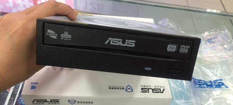 DVD刻录机使用指南（正确使用DVD刻录机的步骤与技巧）