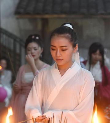 以人尽可夫的本义解释（深入探究人尽可夫的意义及应用领域）