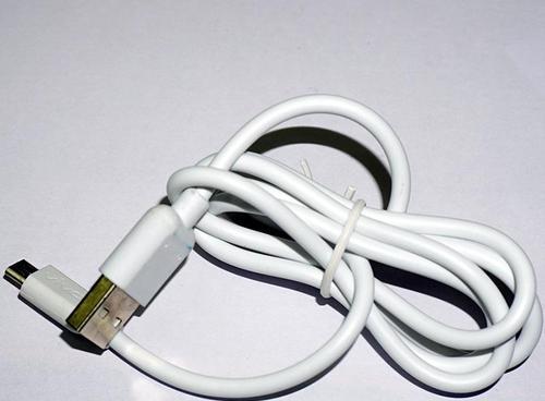 手机数据线接口类型及其影响（了解手机数据线接口类型）