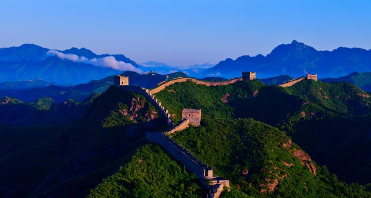 中国长城的壮丽历史与文化遗产（探索长城）