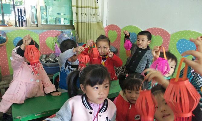 手工制作幼儿园小朋友的灯笼——创意与想象（小手工）