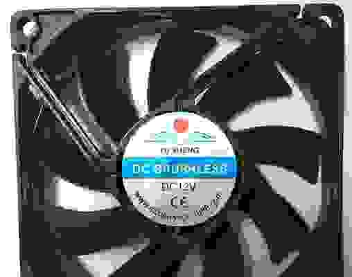 笔记本散热器真的有效吗？散热器使用常见问题解答？
