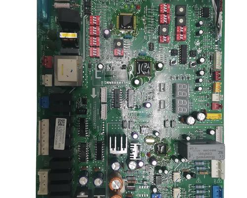 空调出现E5错误代码并提示主板坏是什么原因？如何解决？