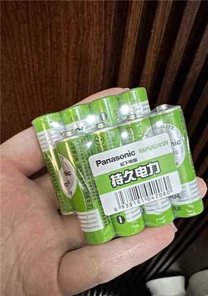 手机电池使用碱性还是碳性更耐用？哪种更适合长期使用？