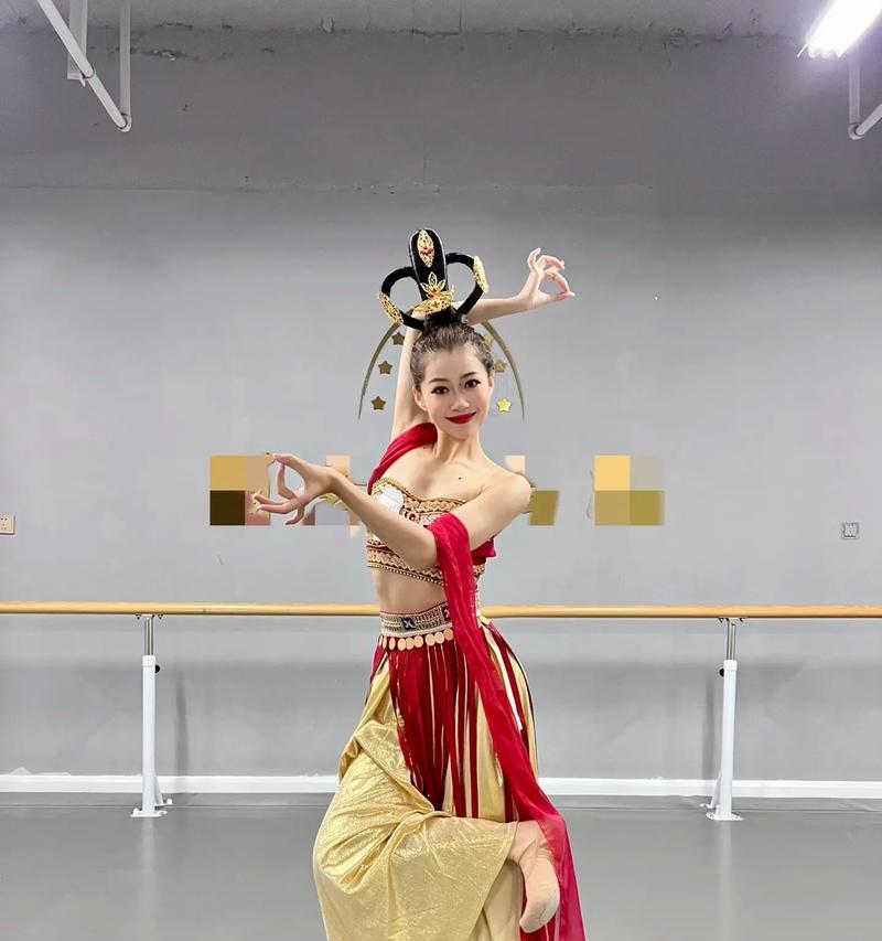 手机拍照时出现舞蹈动作是什么原因？