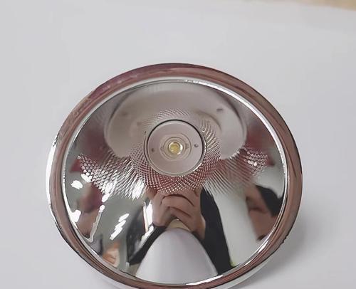 小刀s50电车充电器的功率是多少瓦？