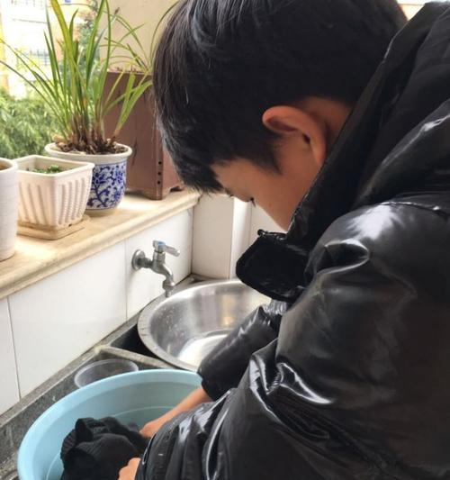 完成洗衣服任务的步骤是什么？