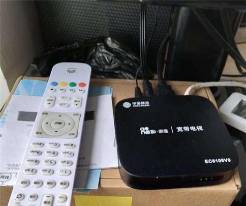 小鑫游戏机顶盒连接步骤是什么？