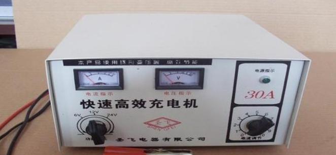 SUV电瓶适合使用哪种充电器？