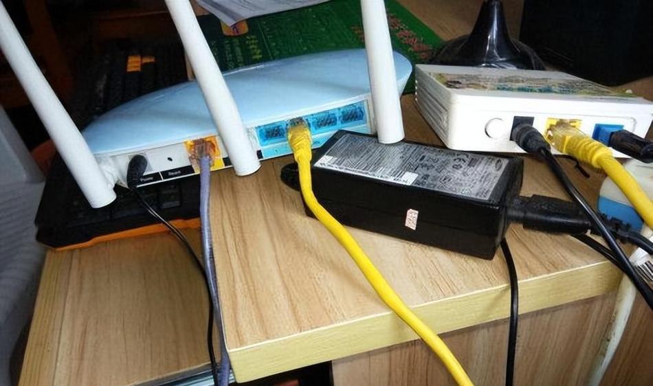 标准机柜路由器安装流程是什么？