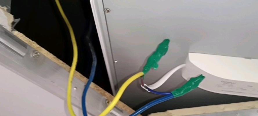 平板灯连接电脑的方法是什么？如何控制多盏灯？