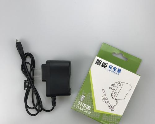 老人如何正确使用安卓充电器？
