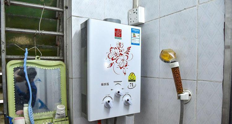 电热水器搭配哪种花洒更合适？