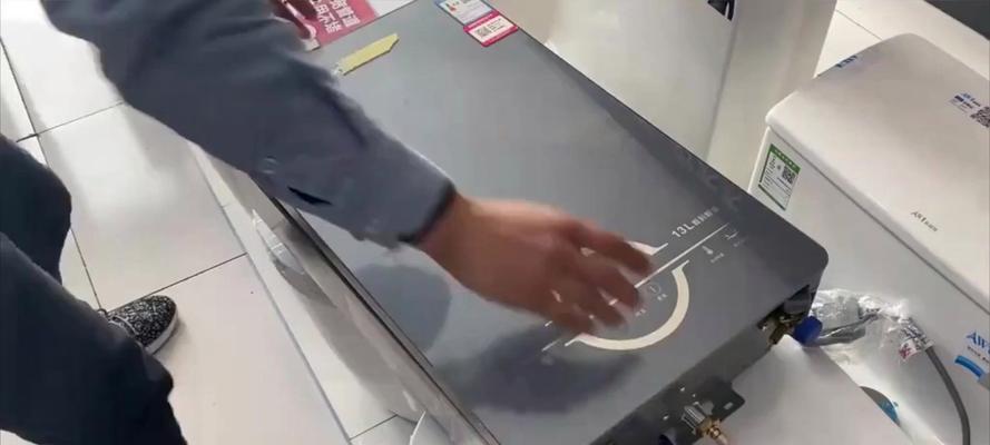 燃气热水器防护钢板的材质和作用是什么？如何选择合适的防护钢板？
