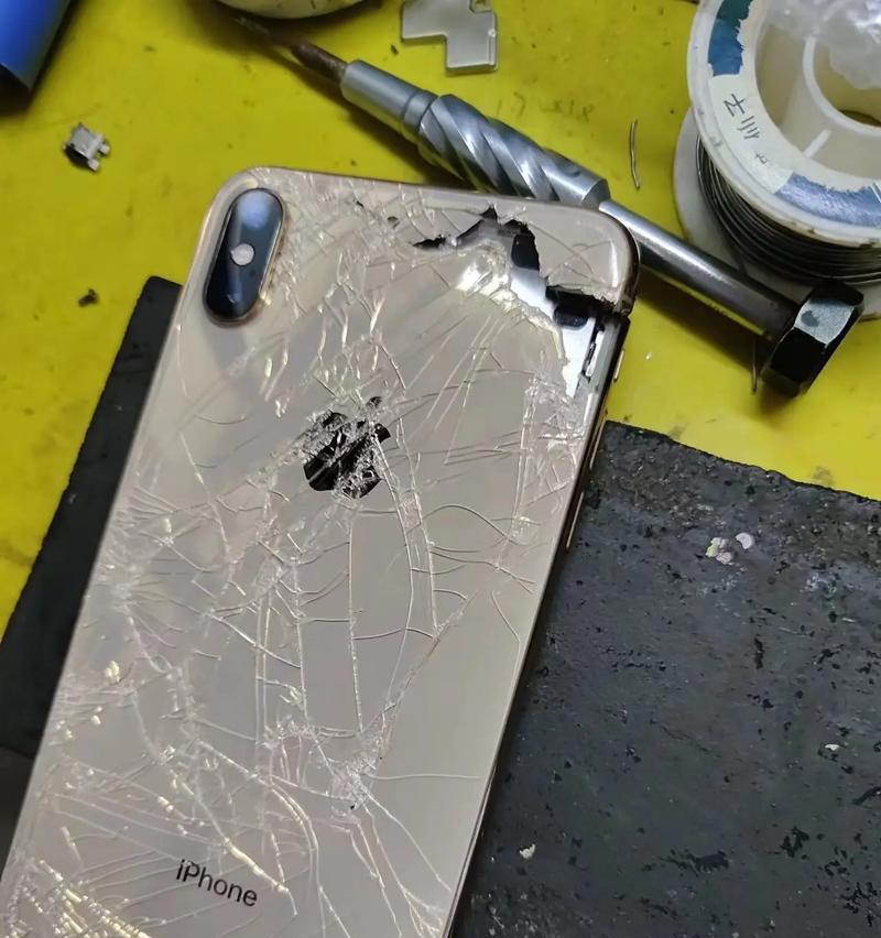 苹果13手机屏幕摔坏怎么办？维修费用多少？