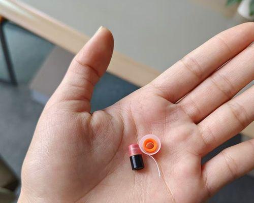 蓝牙耳机粉色音乐盒有什么功能？如何使用粉色音乐盒？