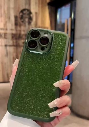 苹果原版手机壳绿色是什么？材质和特点是什么？