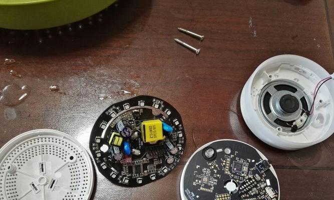 小米网关2支架的正确使用方法是什么？如何安装？
