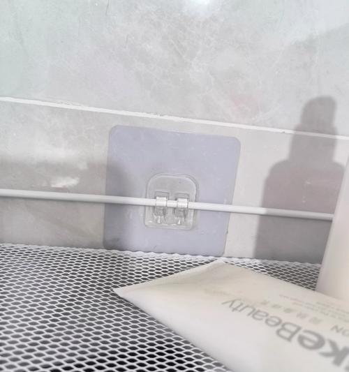 电视墙上机顶盒柜子固定方法是什么？