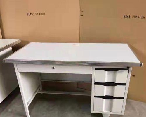 电脑桌小铁架子拆卸方法是什么？拆卸时应注意什么？