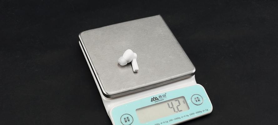 蓝牙耳机注塑包材质是什么？对音质有何影响？